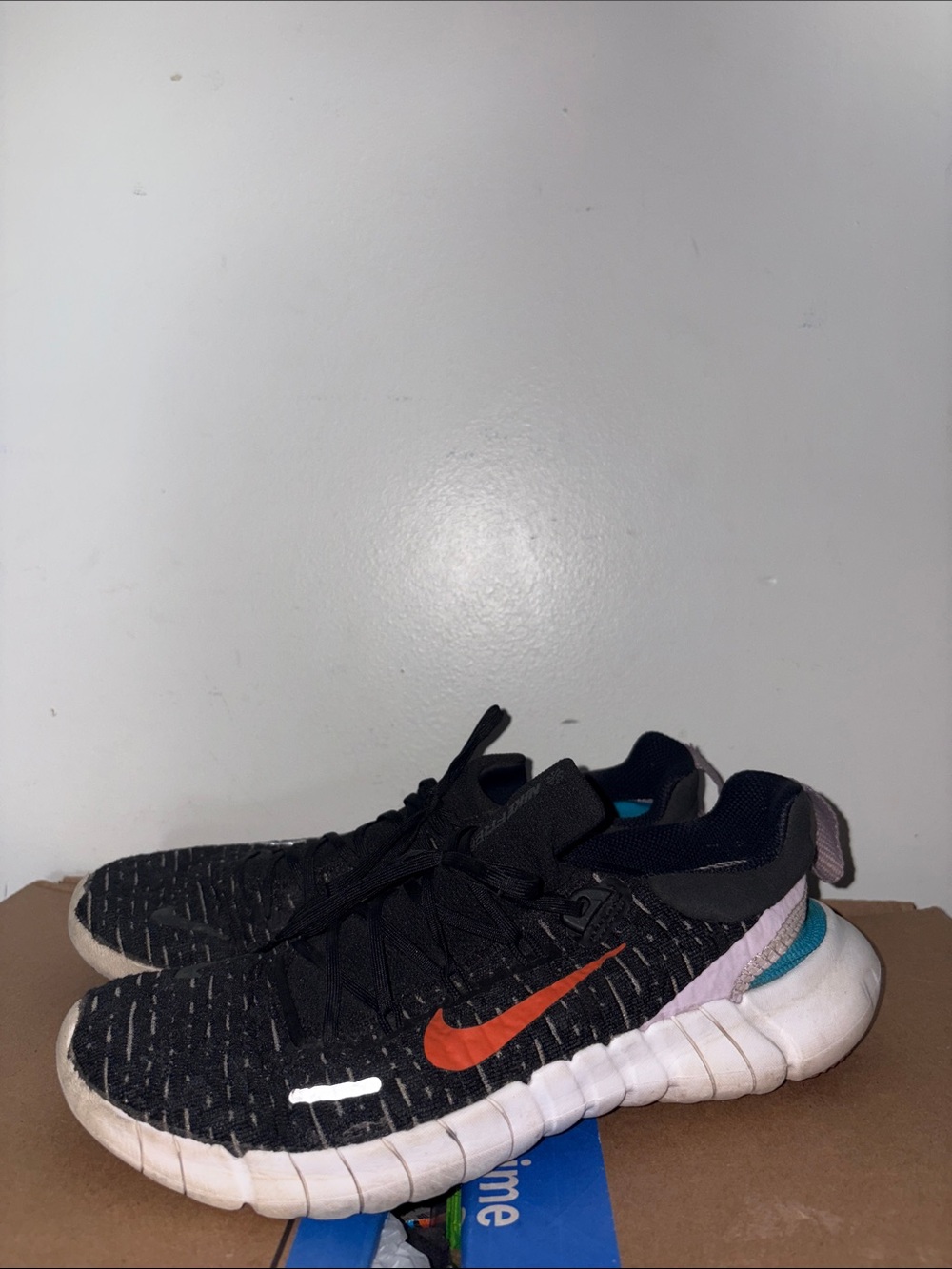 Women Nike Free Run size 8